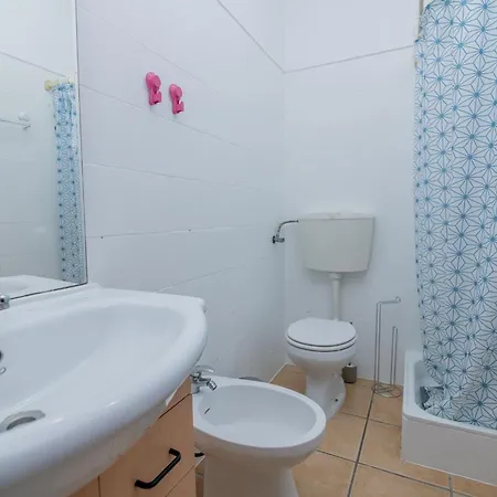 Carvoeiro Sea View Apartamento *